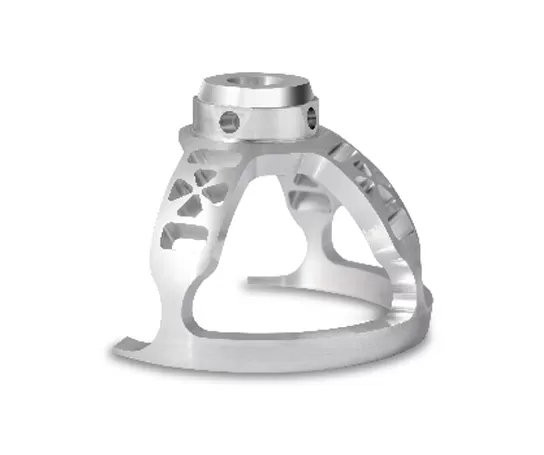 5 eksenli CNC makinesi çalışıyor