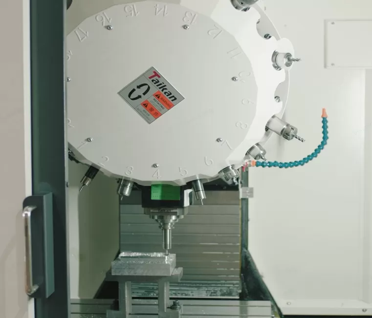 Sondaj ve freze işleme merkezi özellikleri